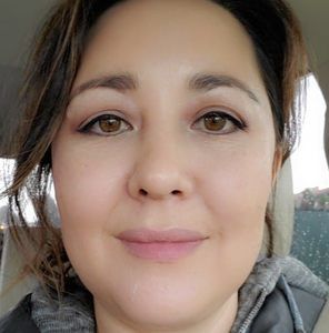 Meet your Posher, Lena